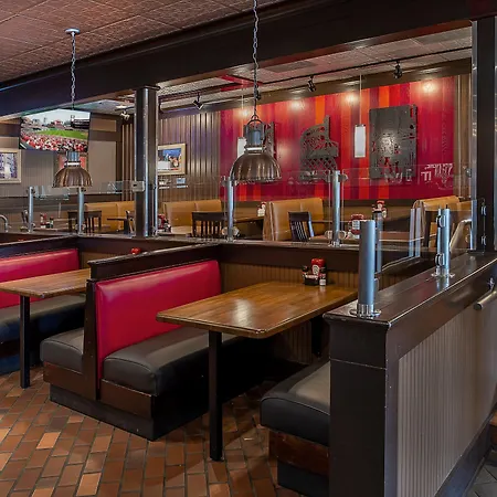 Crowne Plaza Hotel St. Louis Airport By Ihg-3