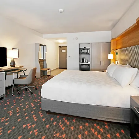 Holiday Inn Hotel & Suites - Calgary Airport North By Ihg-2