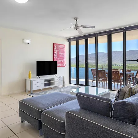 Piermonde Apartments Cairns-3