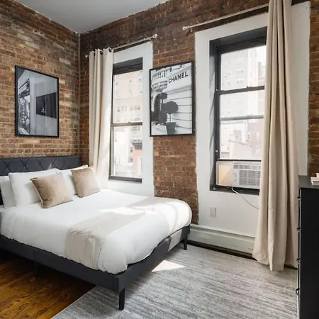 Luxurious 3Bd Penthouse In Upper East Side-2