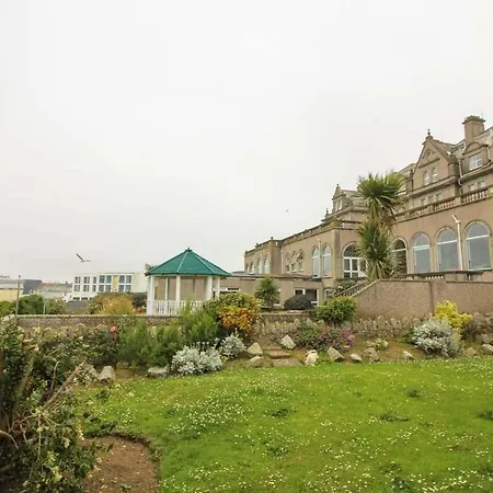 Clifton Villa-2