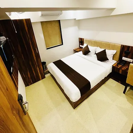 Hotel Hilton Suites-3