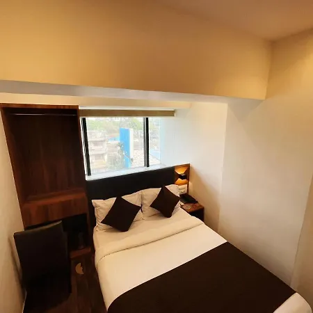 Hotel Hilton Suites-3