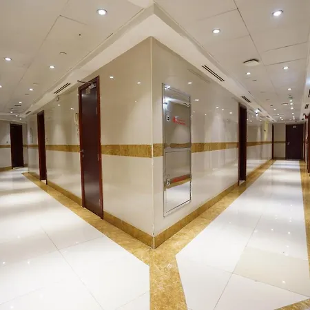 Cube Hotel Dubai-3