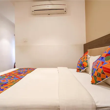 Fabhotel Karpagam - 900M From Nehru Stadium-3