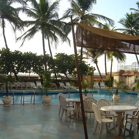 Ramada Plaza By Wyndham Palm Grove-3