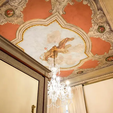 N4U Guest House Florence-3