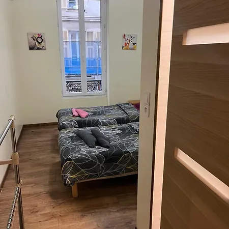 Hotel Lyonnais-2