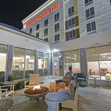 Hilton Garden Inn Houston Hobby Airport-3