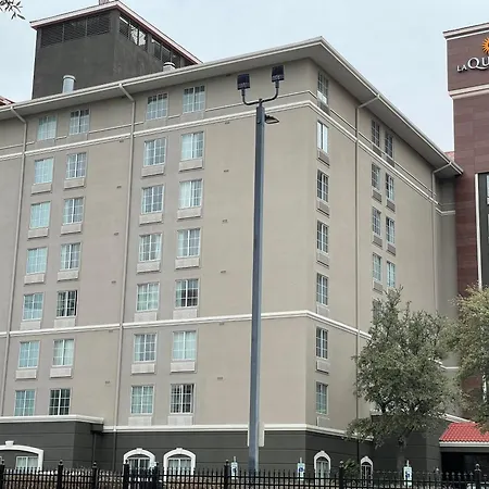 La Quinta By Wyndham San Antonio Airport-2