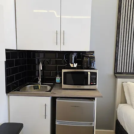London Stay Apartments-3