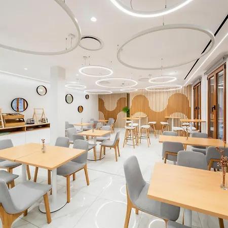 Odyssey Rooms Alicante-3