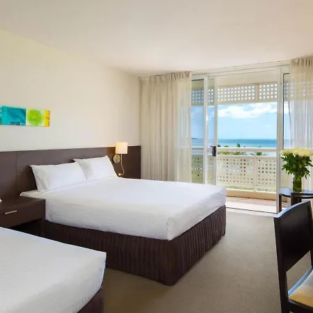 Cairns Harbourside Hotel-2