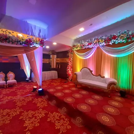 Hotel Mumbai House Juhu Santacruz West-2
