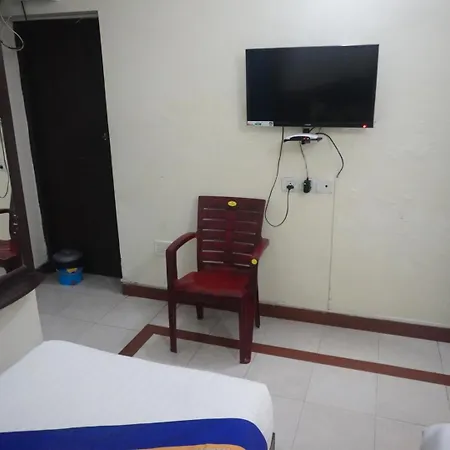 The Dolphin Park Hotel, Virugambakkam-3