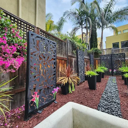 Somerset Hotel-3