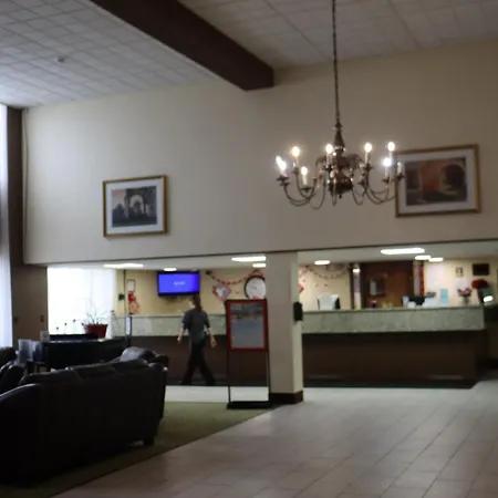 Clarion Hotel & Conference Center Lansing West-3