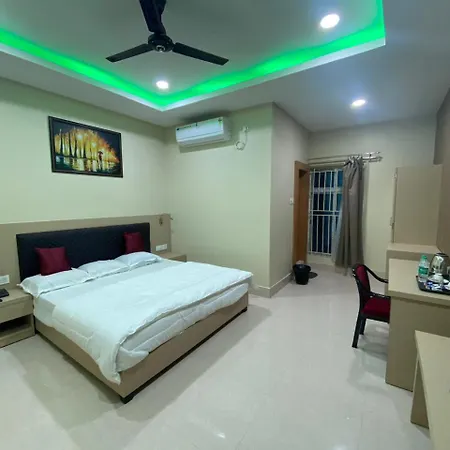 Grace Inn A Premium Guest House, Near Airport & Ion Digital-3