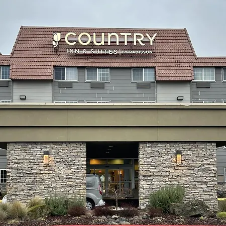 Country Inn & Suites By Radisson, Delta Park North Portland-3