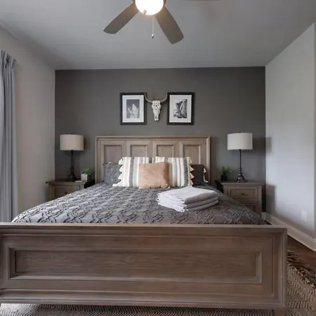 Weho Nashville Home, Geodis Park, Mini-Golf, Arcade, 10Min To Downtown! Sleeps 10!-3