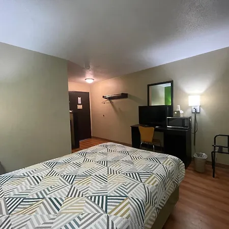 Dakota Inn-3