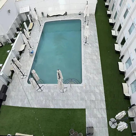 Ramada By Wyndham Dfw Airport-2