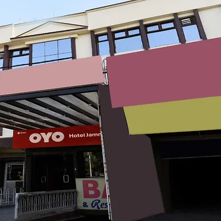 Oyo Hotel Jammu Palace-3