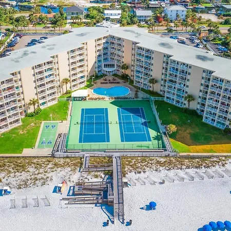 Holiday Surf And Racquet Unit 610-3