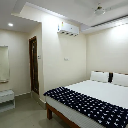 Hotel Golden City-2