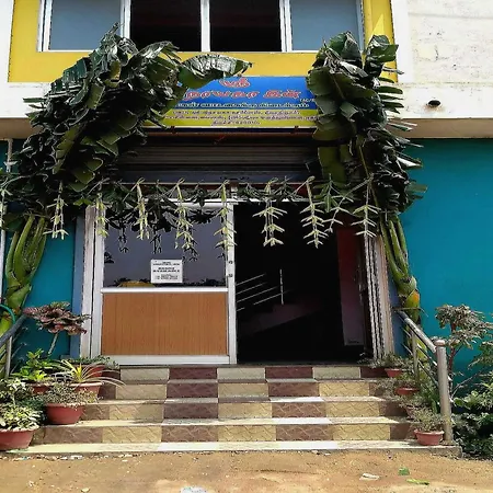 Hotel O 81239 Shri Vinayaka Inn Rooms-2