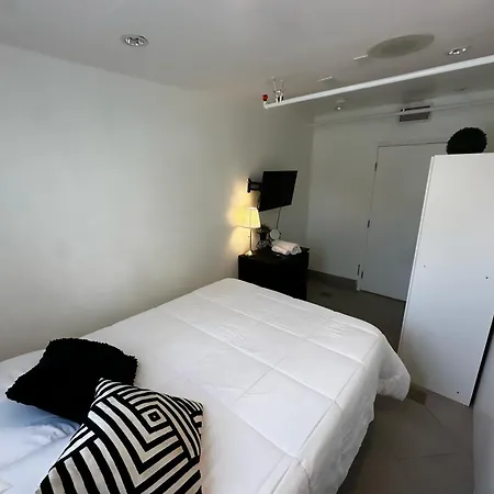 Culver City Hostel-3