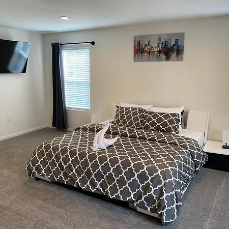 The Cg Suites-3
