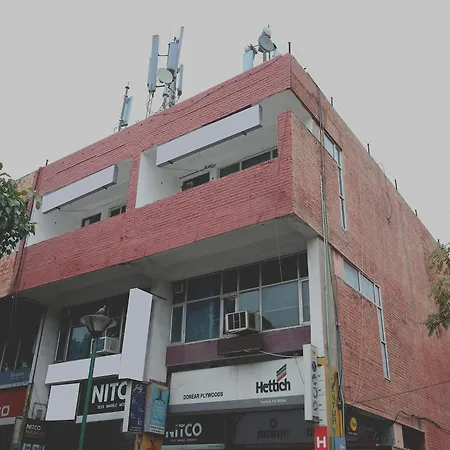 Oyo 9230 Hotel Royal Brooks-3