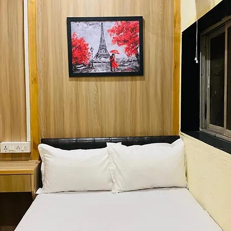 Casa Cabin Stay Mumbai Airport-2