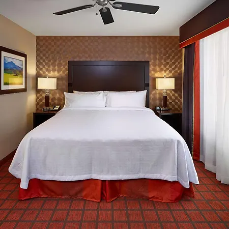 Homewood Suites Calgary Airport-3