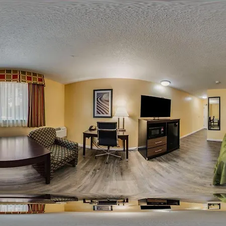 Quality Inn & Suites Medford Airport-2