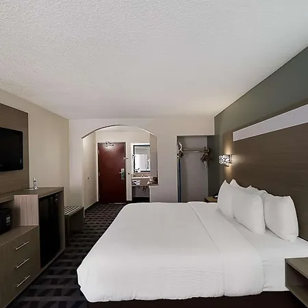 Quality Inn & Suites Irving Dfw Airport South-3