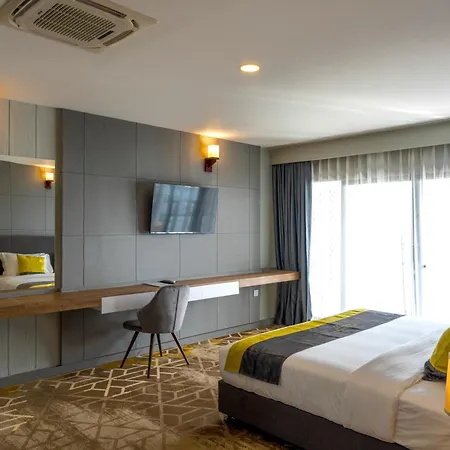 Manhattan Business Hotel, Male-3
