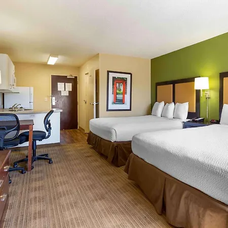 Extended Stay America Select Suites - St Louis - Airport - Central-3