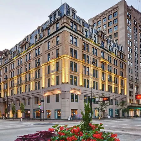 The Cincinnatian Curio Collection By Hilton-3