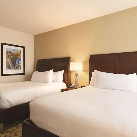 Hilton Garden Inn Boston Logan Airport-3