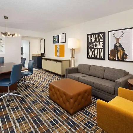 Embassy Suites By Hilton Atlanta Buckhead-2