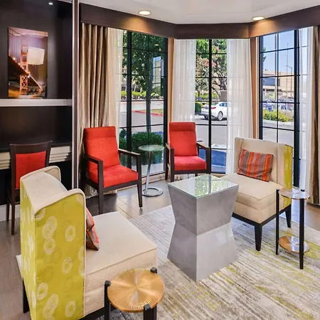 Hampton Inn & Suites San Francisco-Burlingame-Airport South-2