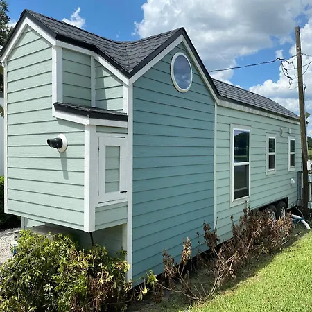 Orlando Lakefront Tiny Homes 6 Plus Month Rentals-3