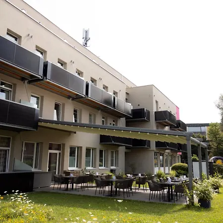 Hotel Max70-3