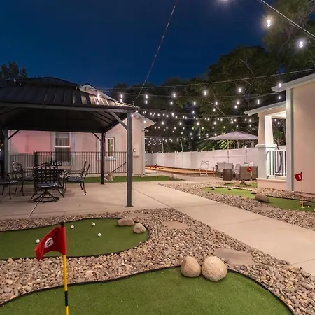 Reno Dream Cottage: Delightful 2-Bedroom Sanctuary-3