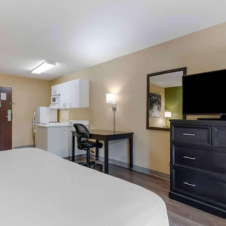Extended Stay America Select Suites - Greensboro - Wendover Ave - Big Tree Way-3