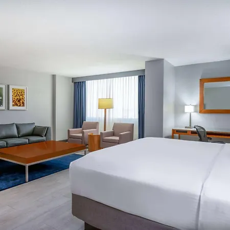 Wyndham Indianapolis Airport-3