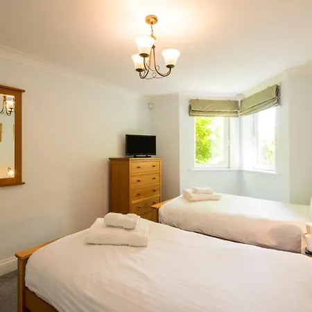Porth Veor Manor Villas & Apartments-2