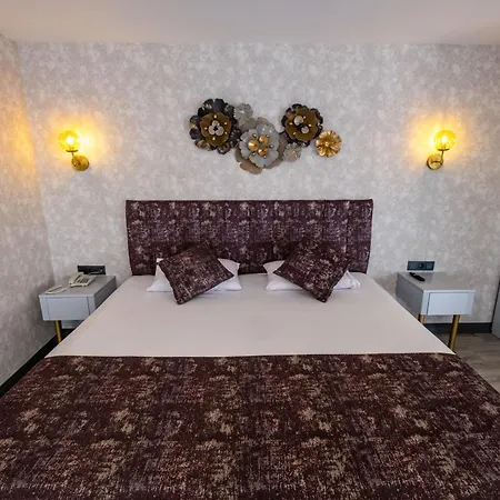 Avion Suite Hotel-2